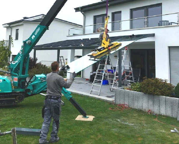 Montage eines Glasdaches