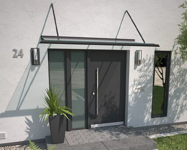 Haustür mit Glas-Vordach