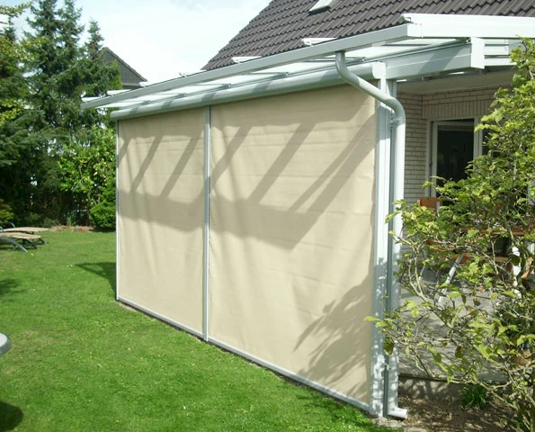 Terrassenüberdachung mit Markisen