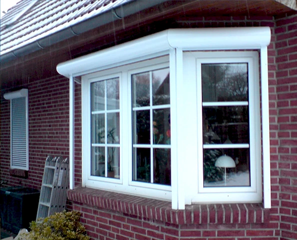 Moderne Rollläden als Wärmeschutz, Sichtschutz und Sicherheit für Fenster und Fassaden.