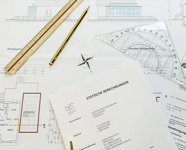 Produktion von Aluminiumprofilen und Bauelementen für Wintergärten und Terrassenüberdachungen.