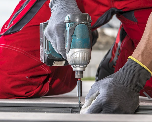 Fachgerechte Wartung und Reparatur von Wintergärten und Terrassendächern für langlebige Qualität.